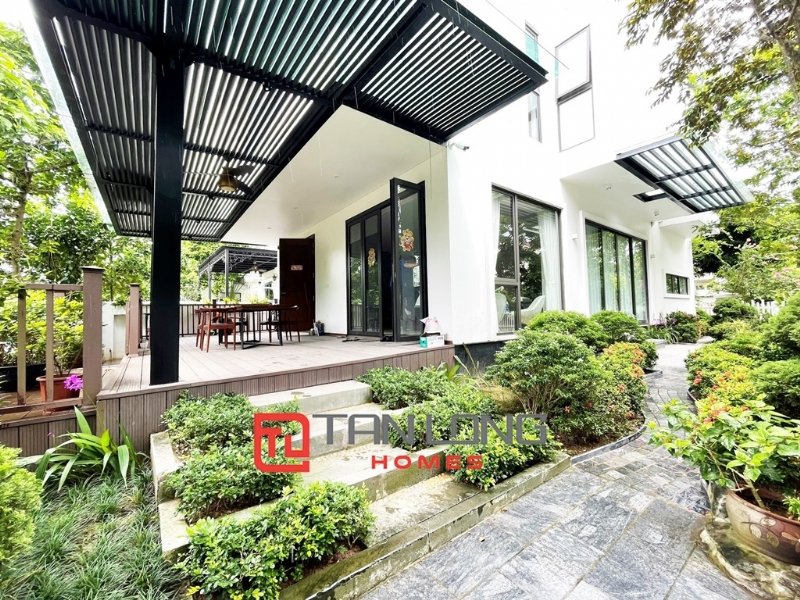 6 Schlafzimmer Villa in Long Bien, Vietnam, Nr. 557