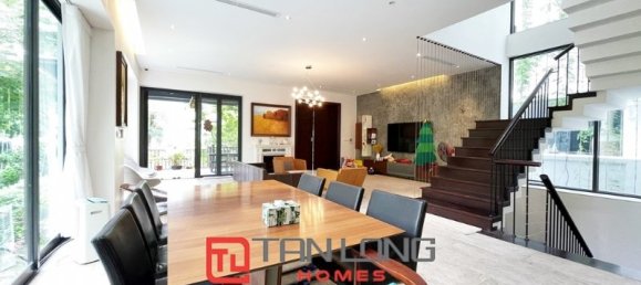 6 Schlafzimmer Villa in Long Bien, Vietnam, Nr. 557 6