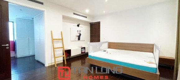 6 Schlafzimmer Villa in Long Bien, Vietnam, Nr. 557 11