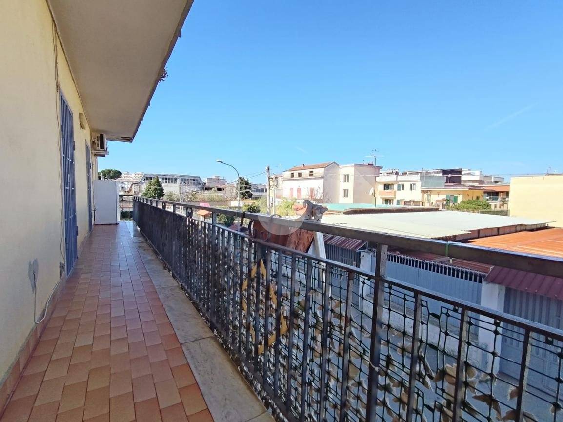 3 bedrooms Apartment in Casavatore, Italy No. 69620