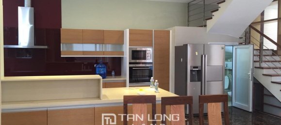 Вилла с 4 спальнями в Лонгбьен, Вьетнам № 1446 3