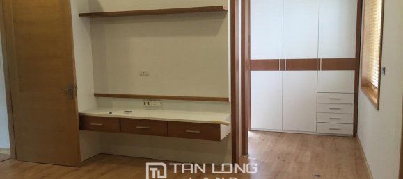 Вилла с 4 спальнями в Лонгбьен, Вьетнам № 1446 9