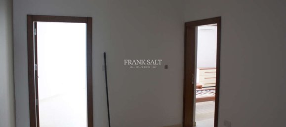 3 bedrooms Penthouse in Saint Paul's Bay, Malta No. 8562 7