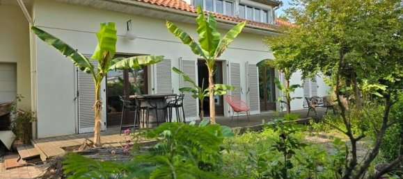 3 bedrooms House in Saint-Jean-d'Illac, France No. 319542 3