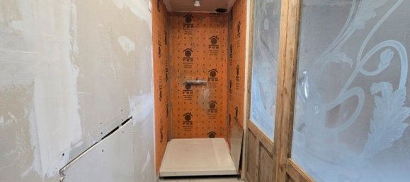 3 bedrooms House in Saint-Jean-d'Illac, France No. 319542 5