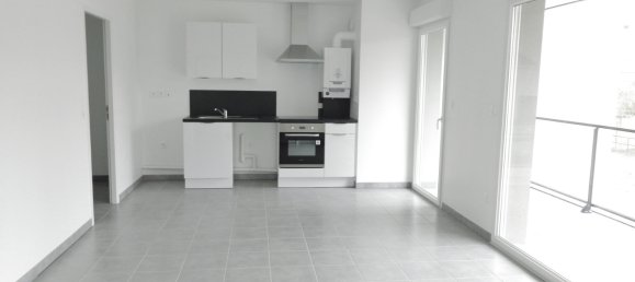 1 bedroom Apartment in Reims, France No. 44570 2