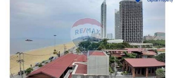 4 bedrooms Condo in Pattaya, Thailand No. 12211 5