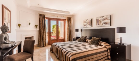 4 bedrooms Villa in Marbella, Spain No. 9939 9