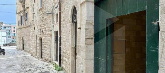 3 rooms Apartment in Bisceglie, Italy No. 40082 2