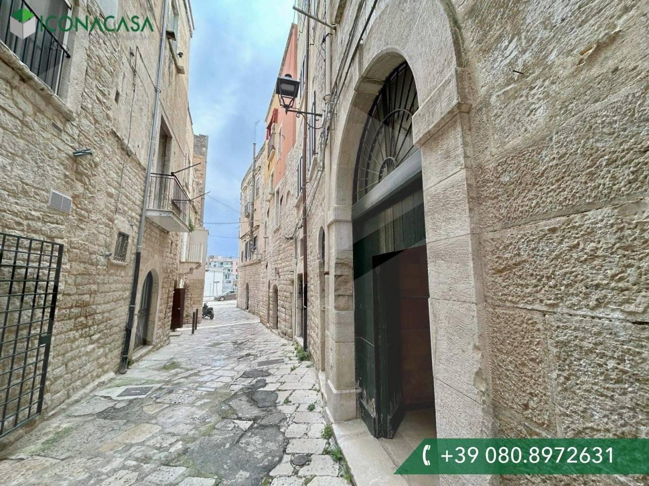 3 rooms Apartment in Bisceglie, Italy No. 40082