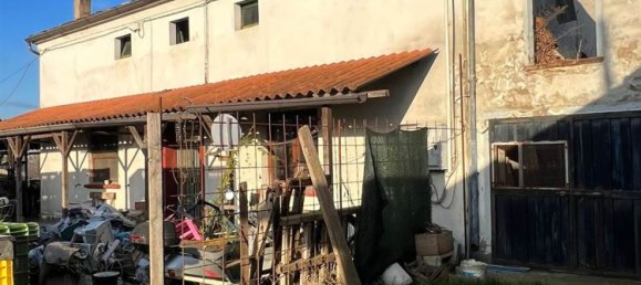 5 rooms House in Suzzara, Italy No. 145811 11