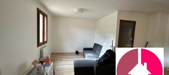 145m² Building in Bussy-Saint-Martin, France No. 187653 9