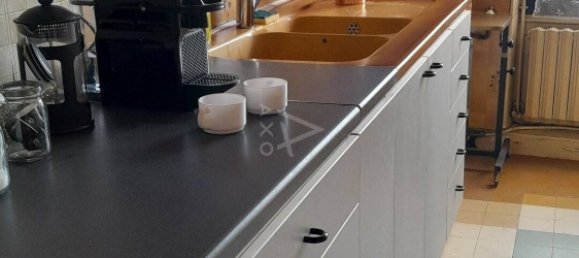 2 bedrooms House in Chartres, France No. 63012 5