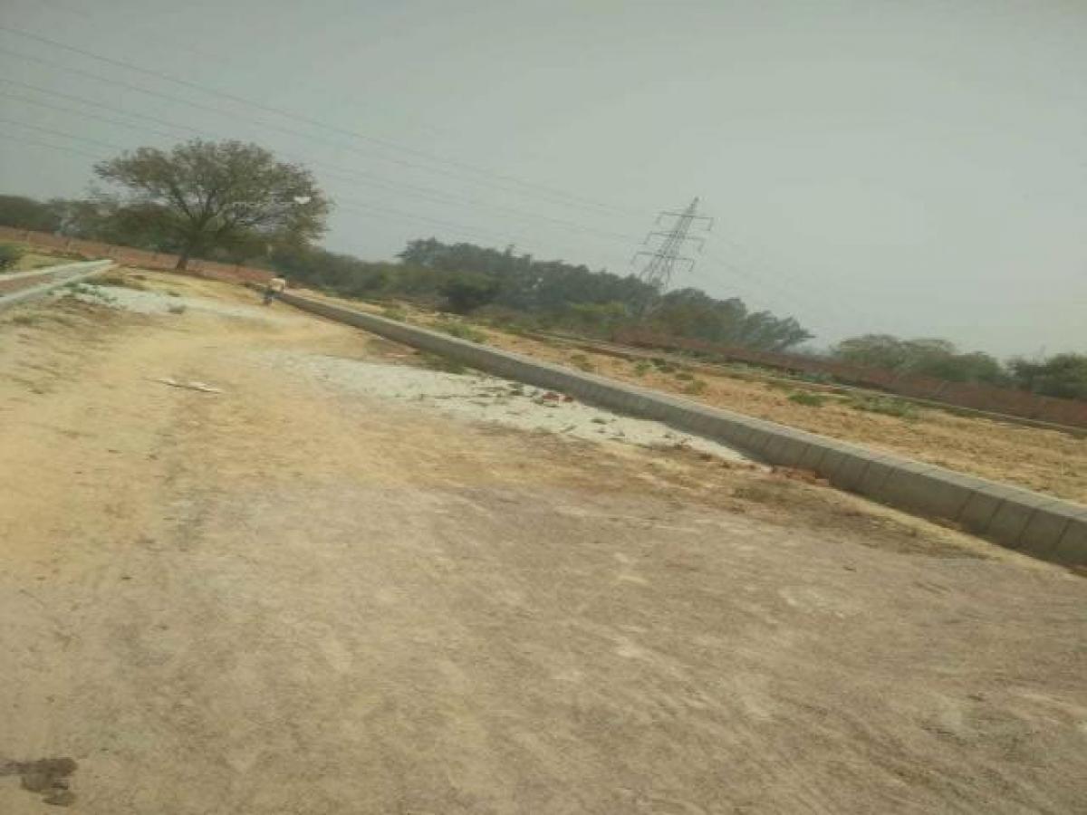  Land in Lucknow, India No. 29799