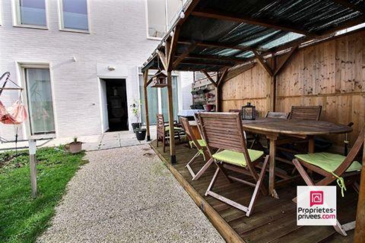 Apartamento de 2 dormitorios en Cergy, France No. 24473