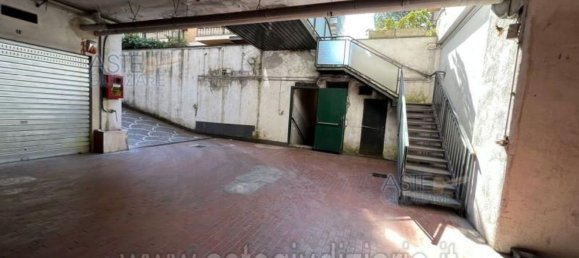 11-Zimmer Haus in Rome, Italy, Nr. 32405 44