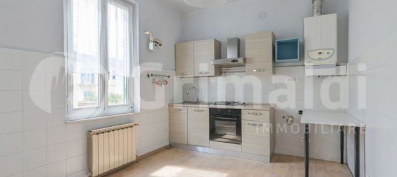 Apartamento T3 em La Spezia, Italy N.º 314282 32