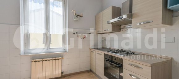 Apartamento T3 em La Spezia, Italy N.º 314282 41