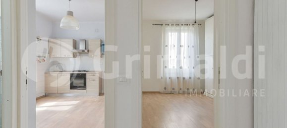 Apartamento T3 em La Spezia, Italy N.º 314282 27