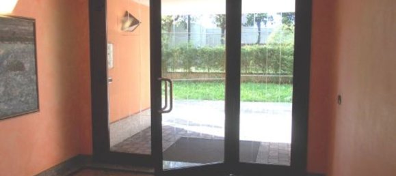 Studio in Milan, Italy, Nr. 243924 11