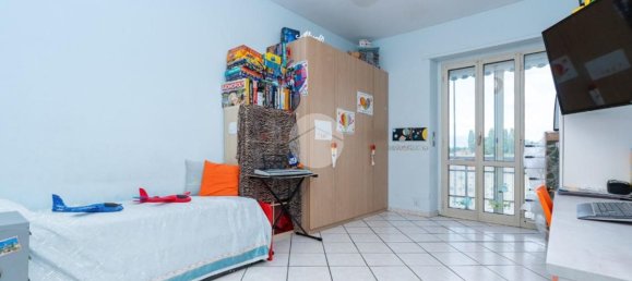 3 rooms Apartment in Beinasco, Italy No. 301185 10