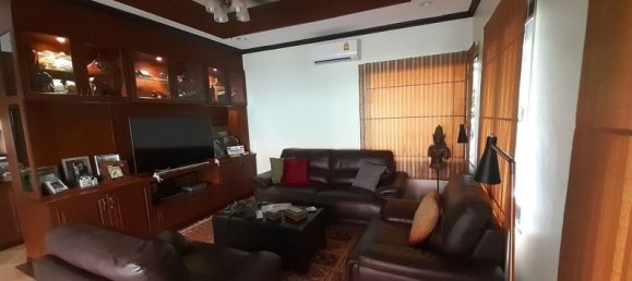 3 bedrooms Cafe / restaurant in Pattaya, Thailand No. 1248 16