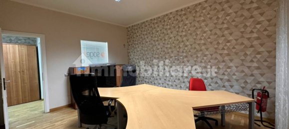 Квартира с 2 спальнями в Рим, Италия № 119342 5