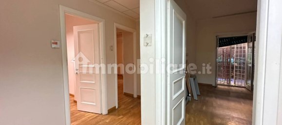 Квартира с 2 спальнями в Рим, Италия № 119342 30