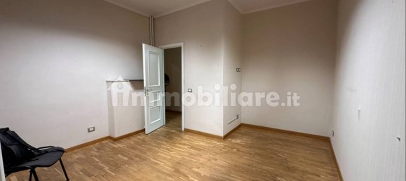 Квартира с 2 спальнями в Рим, Италия № 119342 41