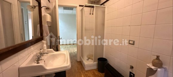 Квартира с 2 спальнями в Рим, Италия № 119342 10