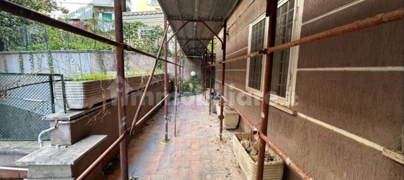 Квартира с 2 спальнями в Рим, Италия № 119342 20