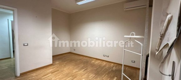 Квартира с 2 спальнями в Рим, Италия № 119342 40