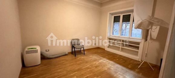 Квартира с 2 спальнями в Рим, Италия № 119342 38