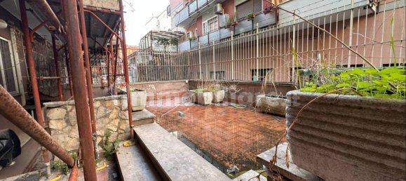 Квартира с 2 спальнями в Рим, Италия № 119342 17