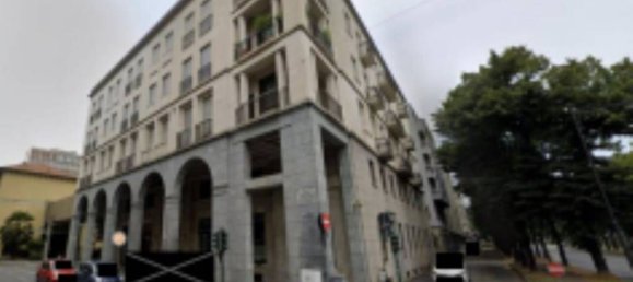 Büro in Busto Arsizio, Italy 356m², Nr. 306803 2