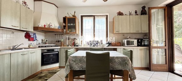 5 bedrooms Villa in Mazzè, Italy No. 370865 8