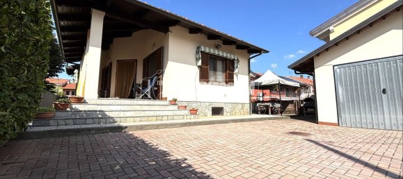 5 bedrooms Villa in Mazzè, Italy No. 370865 26