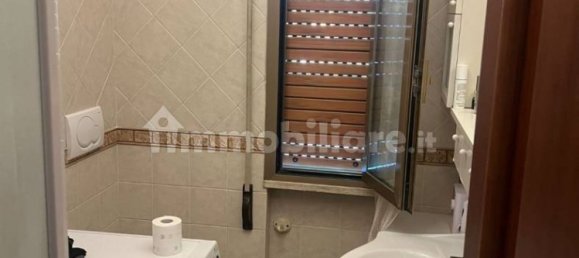 Квартира с 3 спальнями в Рим, Италия № 348409 3