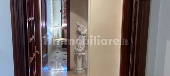 Квартира с 3 спальнями в Рим, Италия № 348409 9