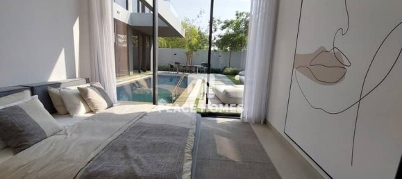 2 bedrooms Villa in Sharjah, UAE No. 16415 2