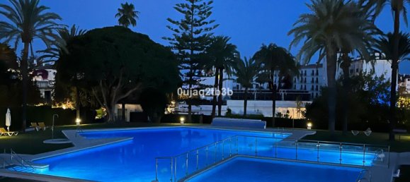 4 Schlafzimmer Doppelhaus in Marbella, Spain, Nr. 149148 40