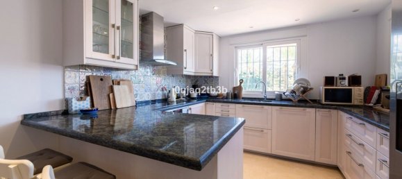 4 Schlafzimmer Doppelhaus in Marbella, Spain, Nr. 149148 21