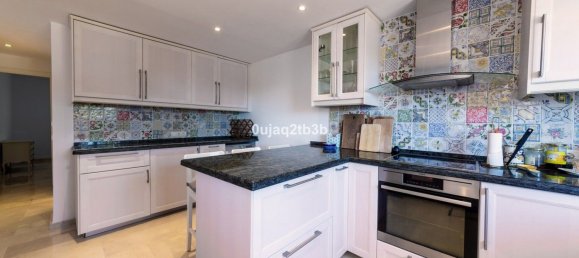 4 Schlafzimmer Doppelhaus in Marbella, Spain, Nr. 149148 23