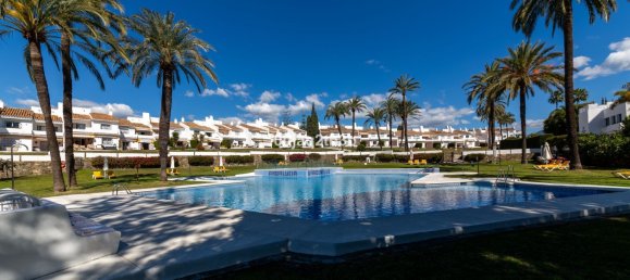 4 Schlafzimmer Doppelhaus in Marbella, Spain, Nr. 149148 46