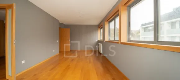 4 غرف نوم منزل ذو طابقين في Matosinhos, Portugal رقم 137347 6