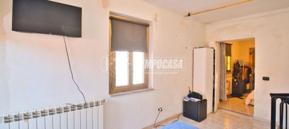 3 rooms House in Novara, Italy No. 307110 10