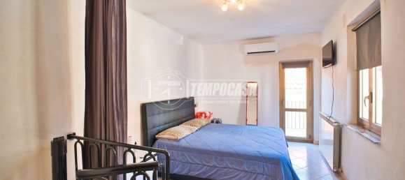 3 rooms House in Novara, Italy No. 307110 6