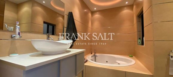 3 Schlafzimmer Maisonette-Wohnung in Swieqi, Malta, Nr. 9959 16