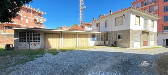 Casa T11 em Canelli, Italy N.º 328534 2