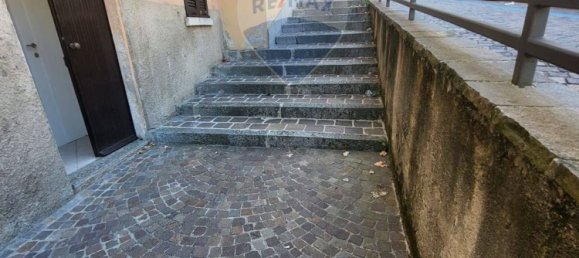 3-salle Appartement à Trezzo sull'Adda, Italy No. 297676 21